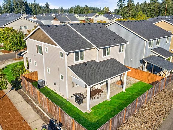 3rd image of 4709 Greenwood Dr SW