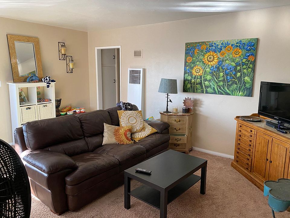 1st image of 4133 37th St #1/2