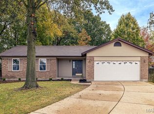 212 Agamemnon Ct, Saint Peters, MO