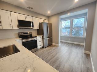 468 Glen Cove Ave #1, Sea Cliff, NY 11579