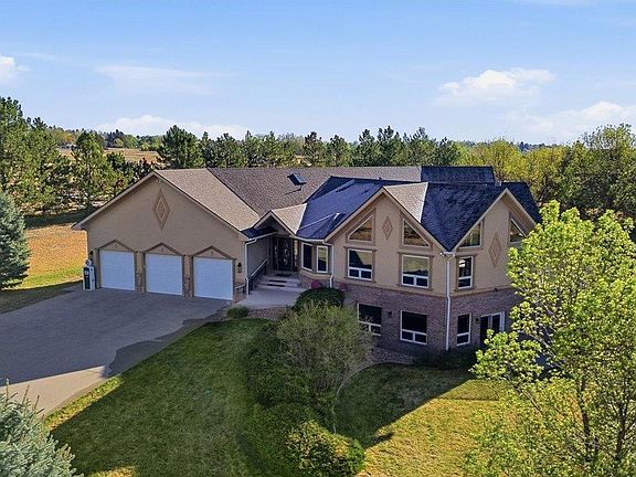 2nd image of 6239 Ashcroft Rd