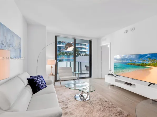 1300 S Miami Ave #1208, Miami, FL 33128