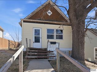 4713 S 20th St, Omaha, NE 68107