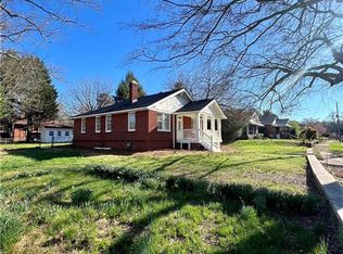 17 6th St, Gainesville, GA 30504