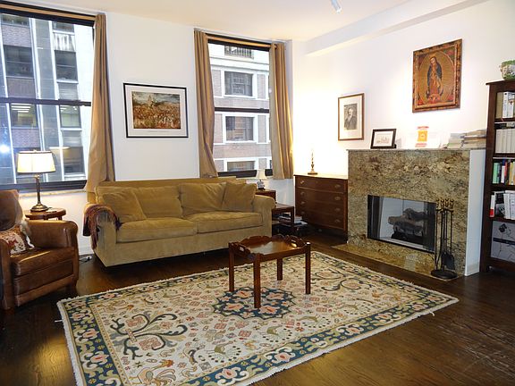 3rd image of 6 N Michigan Ave Unit 606