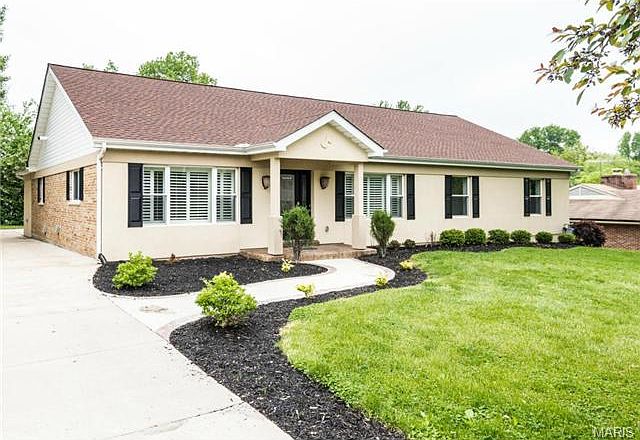 1st image of 726 Villa Place Ct