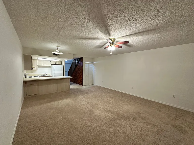 69 Village Dr — Photo 11