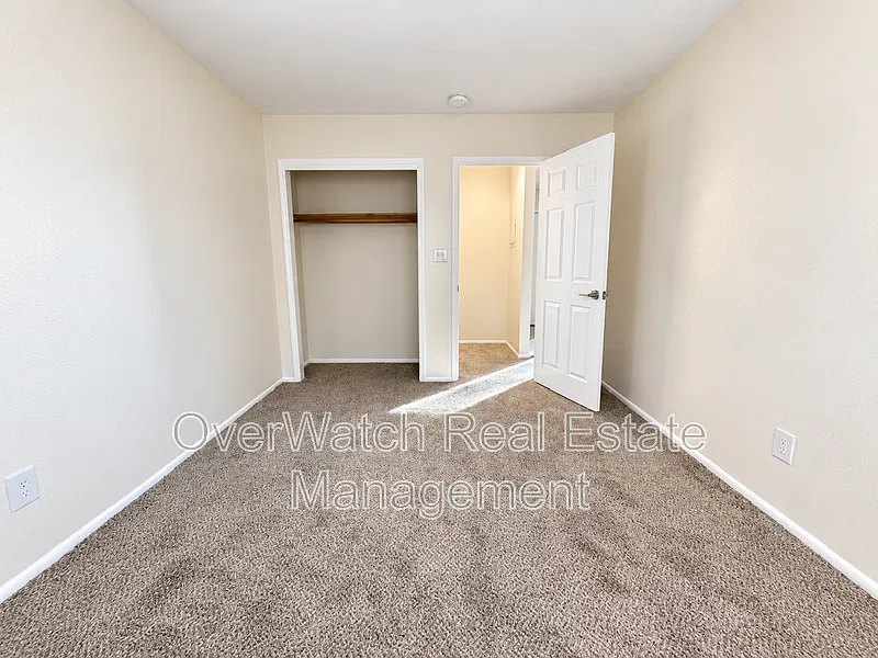 2 bed, 1.0 bath, $1,500 — Photo 4