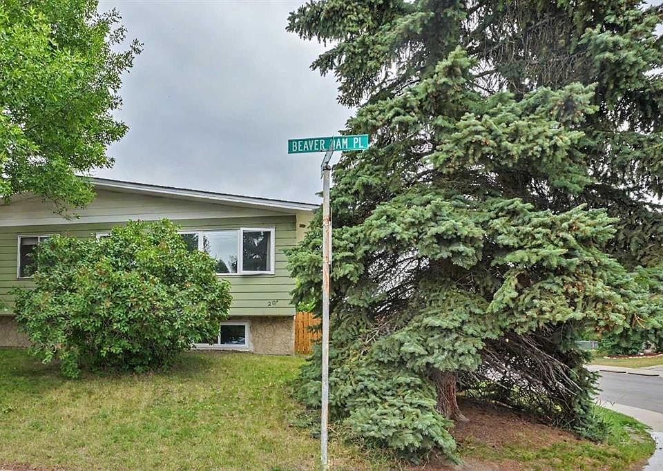 1st image of 20A E Beaver Dam Pl NE