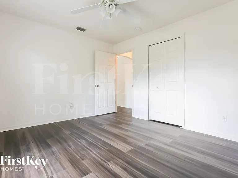 11092 Vanessa Ave — Photo 8