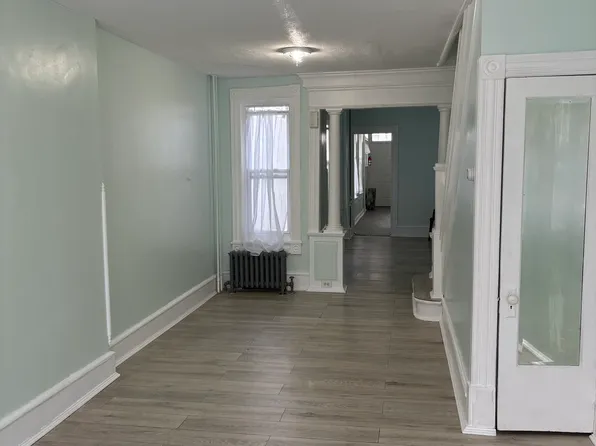 903 N 9th St, Reading, PA 19604