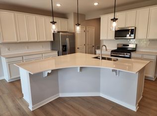 9574 4th St N, Lake Elmo, MN 55042