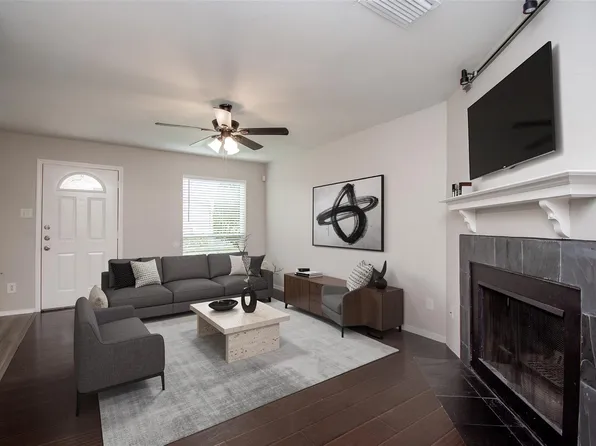 2379 Briarwest Blvd Unit 28, Houston, TX 77077