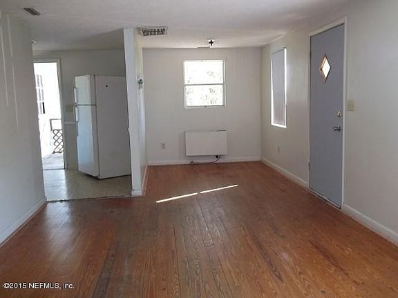 living room to dining