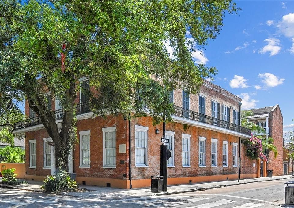 1st image of 740 Esplanade Ave APT 4