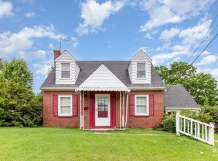 3410 Ferncroft Dr, Cincinnati, OH 45211