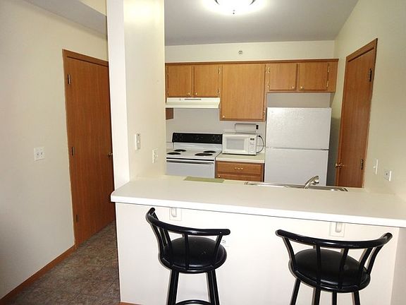 4th image of 431 Leah Ln APT 3C