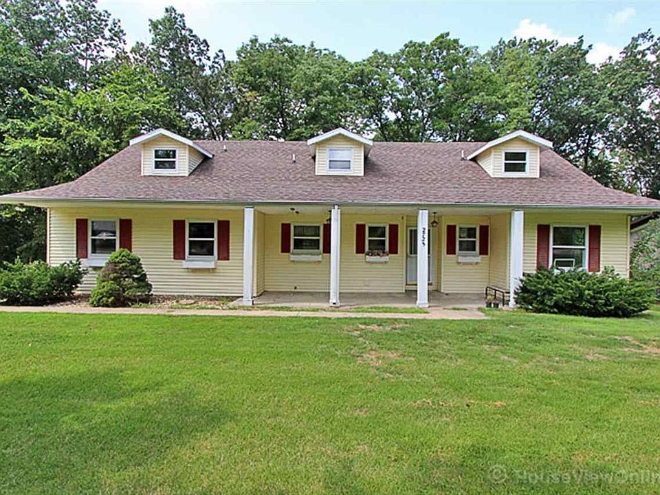 1st image of 2725 Oakshire Cir