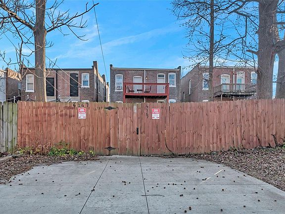 3rd image of 4167 Shaw Blvd