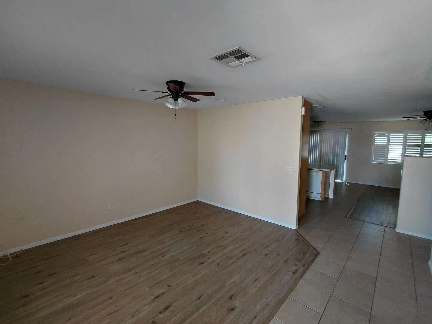 Comfortable 4BD/2BA Home with Large Backyard & Convenient School Access — Photo 2