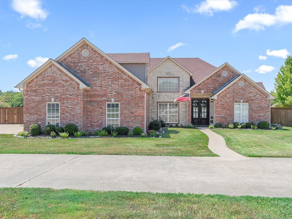 1st image of 117 Lake Meadow Blvd