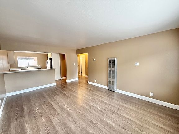 5th image of 1467 8th Ave APT 3