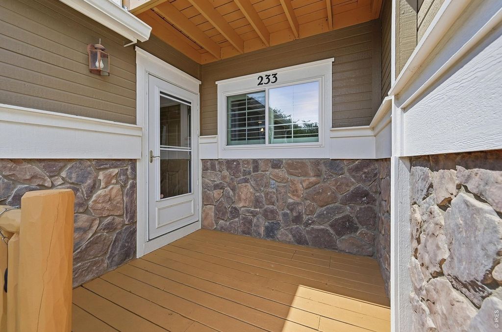 233 Rock Bridge Ln