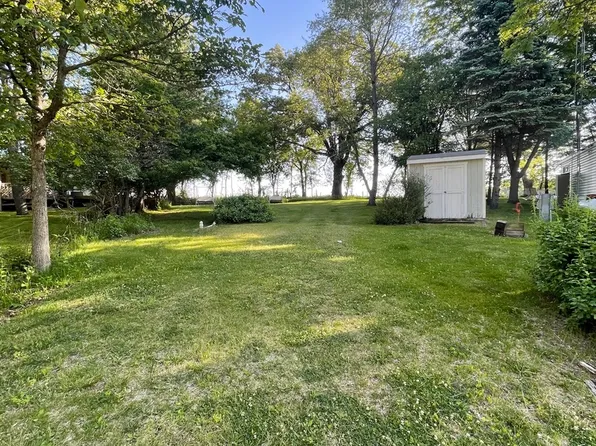17-154 Woodhaven Lakes, Sublette, IL 61367