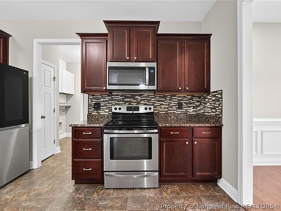 5th image of 4005 Baywood Point Dr