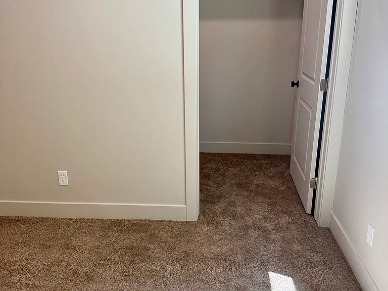 192 Trail Dr #1 — Photo 11