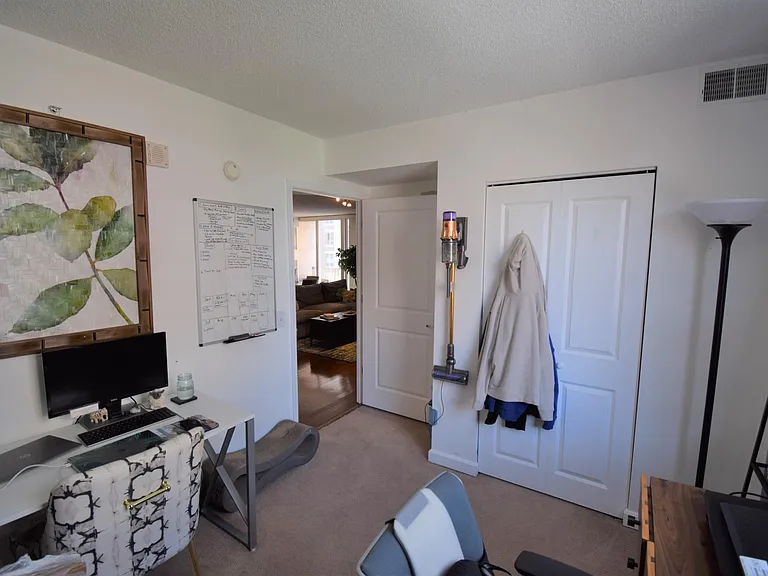 880 N Pollard St #824 — Photo 10