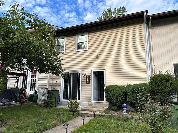 12651 Castile Ct, Woodbridge, VA 22192