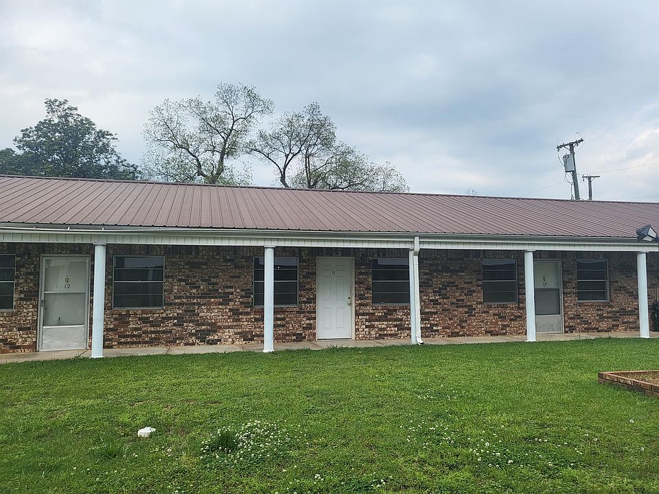 1st image of 405 S Fulton St #11038381