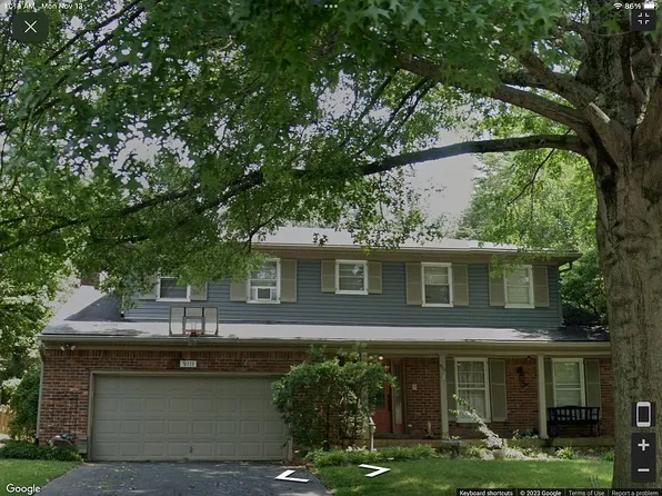 9111 Henry Clay Dr, Louisville, KY 40242
