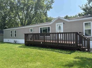32200 45th St #341, Burlington, WI 53105