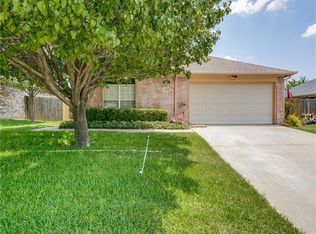 1210 Gray Dawn Dr, Midlothian, TX 76065