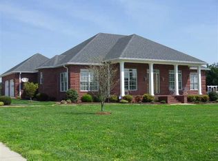 111 Iroquois Cir, Russellville, KY 42276