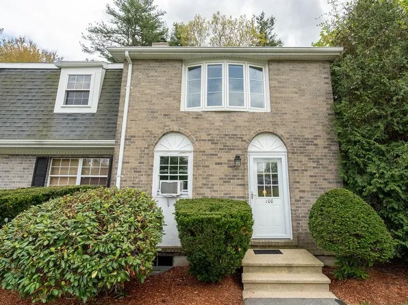 100 Fieldstone Drive, Londonderry, NH 03053