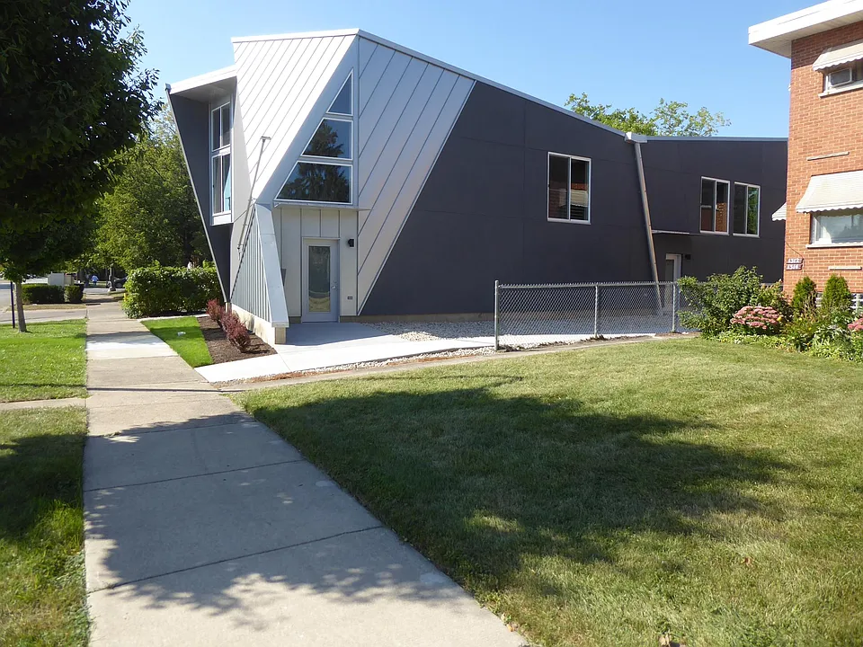 1310 Hartrey Ave #1-3