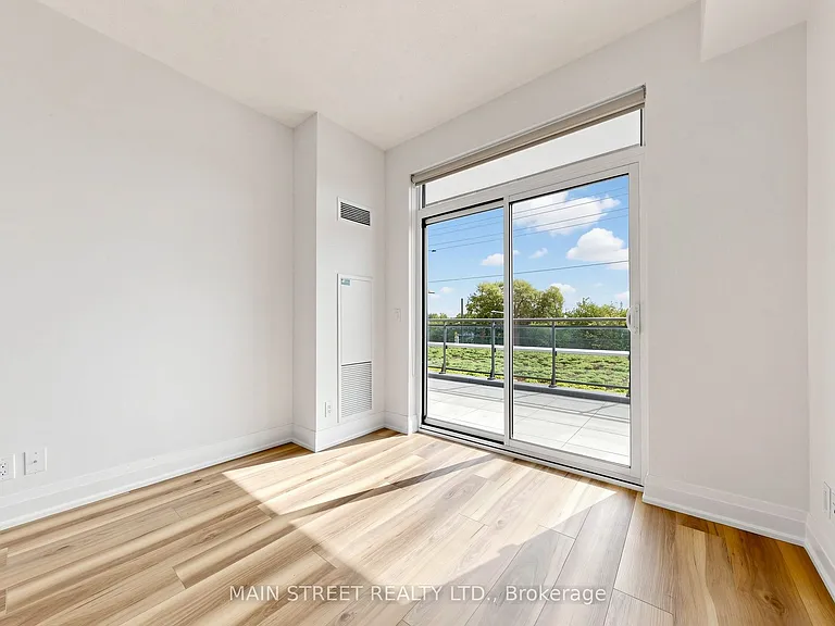 7900 Bathurst St #228 — Photo 13