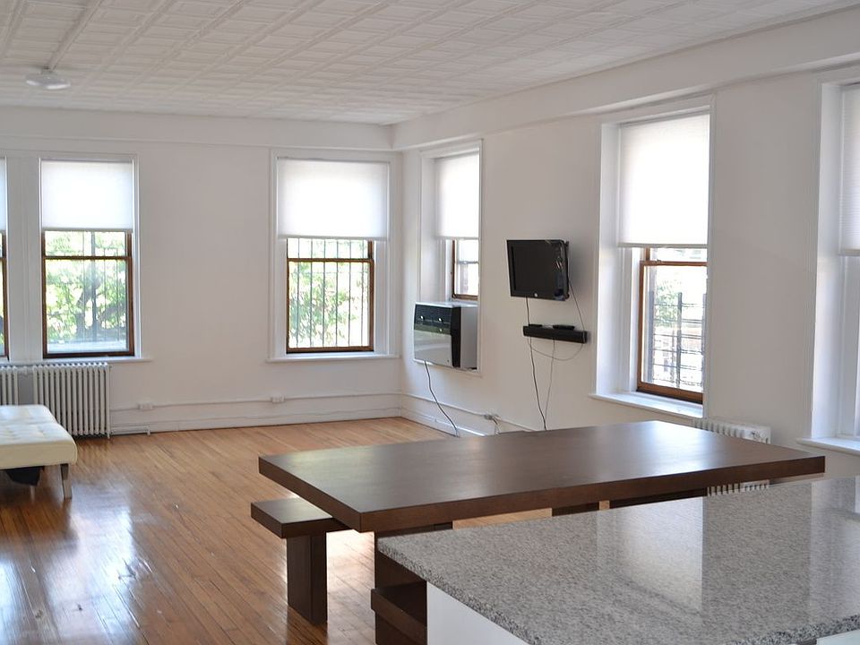 1st image of 190A Duane St Ste 2
