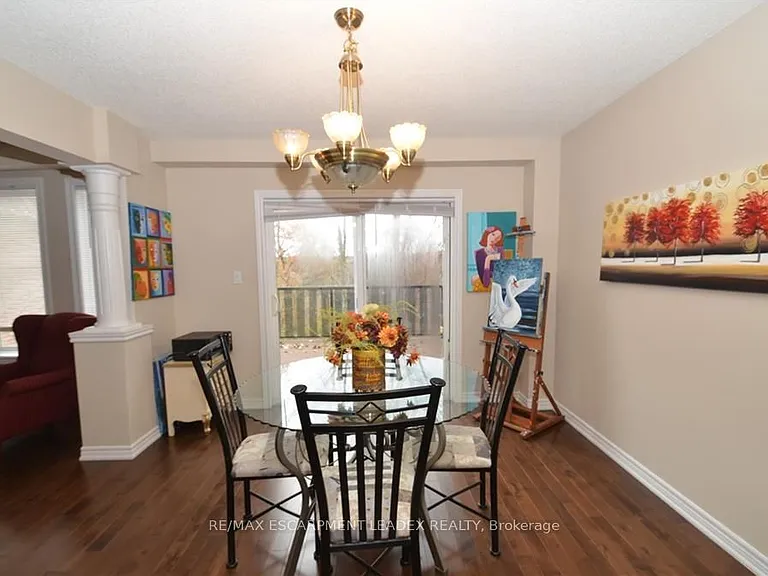 1132 Harrogate Dr — Photo 8