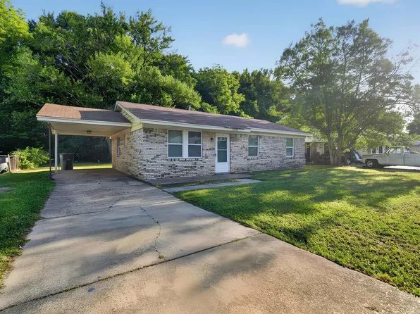 1100 Western Park Dr, Memphis, TN 38109