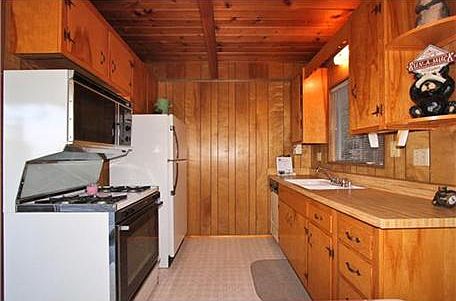 4th image of 812 Jagerhorn Dr