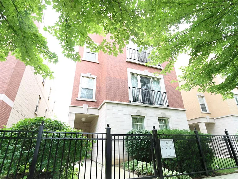 1029 S Lytle St #3 — Photo 1