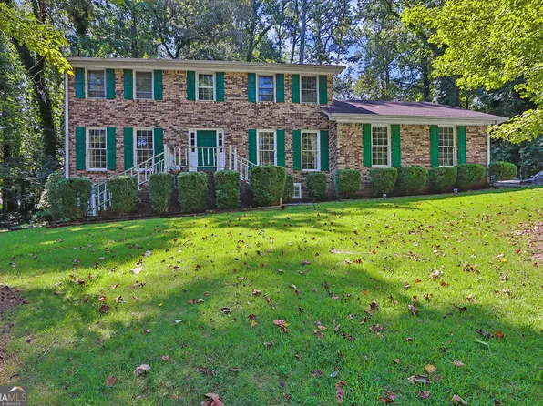 714 Wetherborn Pl, Stone Mountain, GA 30083