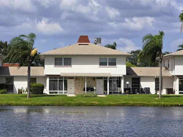 4352 Tahitian Gardens Cir APT M, Holiday, FL 34691