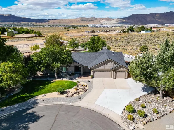 35 Carefree Pl, Sparks, NV 89441
