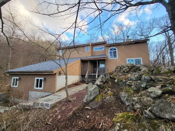 12 Hilltop Drive, Cortlandt Manor, NY 10567