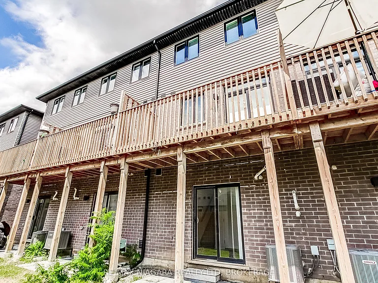 461 Blackburn Dr — Photo 48